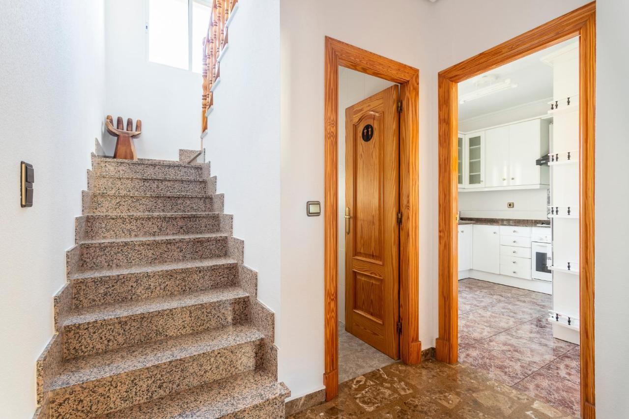 Casa Las Rosas Iniesta Екстер'єр фото